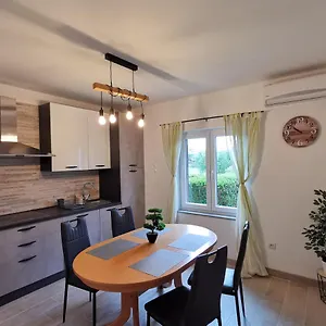 Apartment Jurandvor, Baška